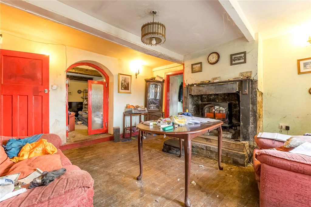 Property photo 2 of 17 Dining /Sitting Room