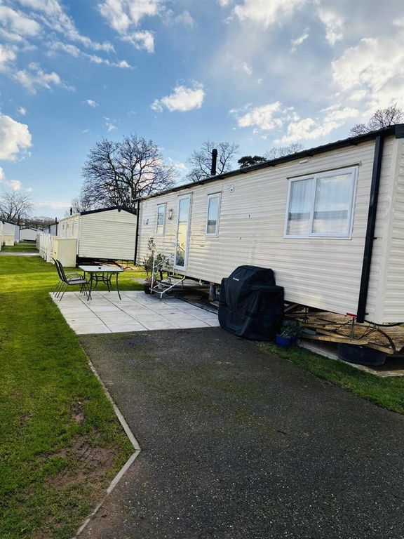 Property photo 1 of 18 1Dawlish1.Jpg