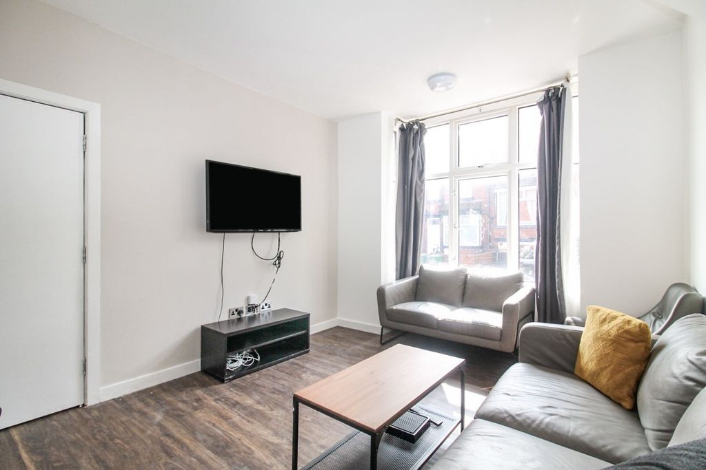 Property photo 1 of 16 Picture No. 42