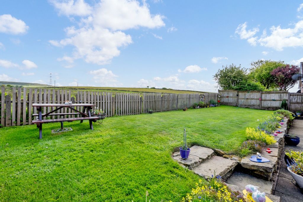 Property photo 2 of 54 3955582