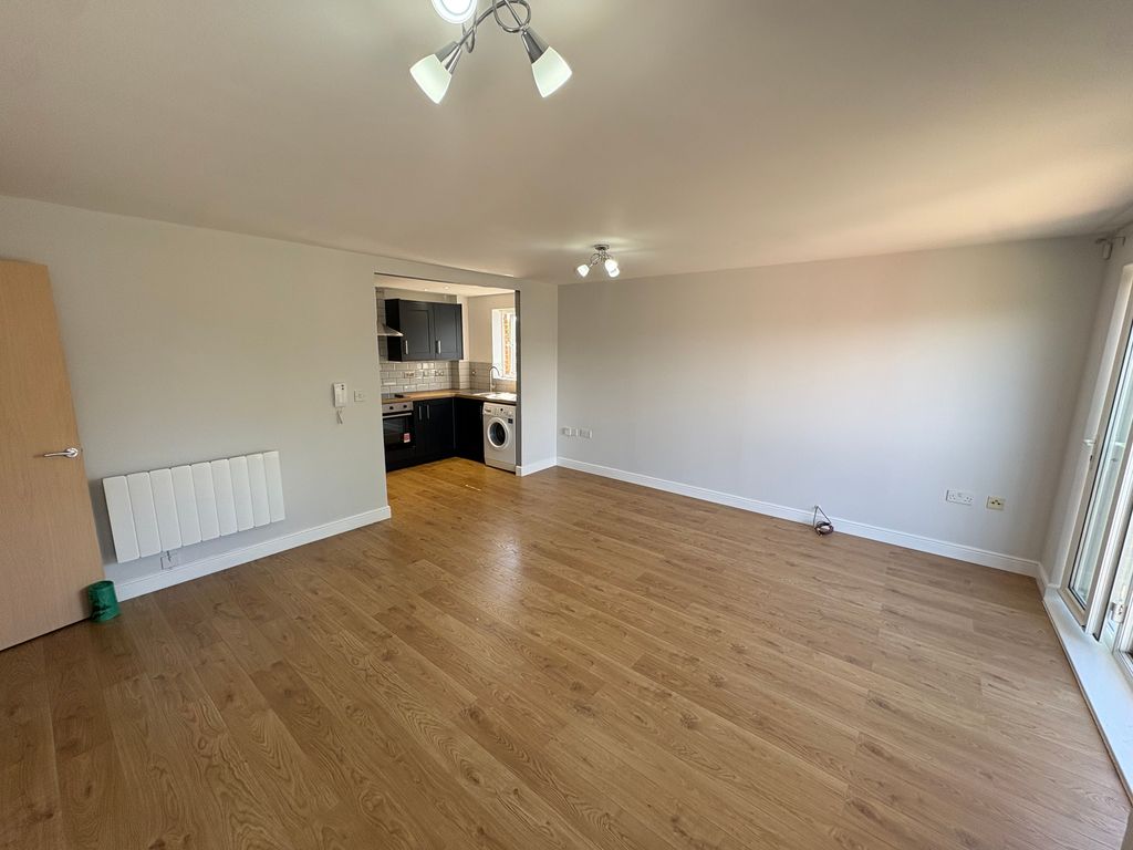 Property photo 3 of 10 Image