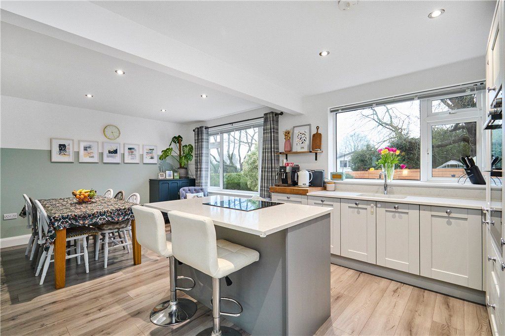 Property photo 2 of 15 Dining Kitchen