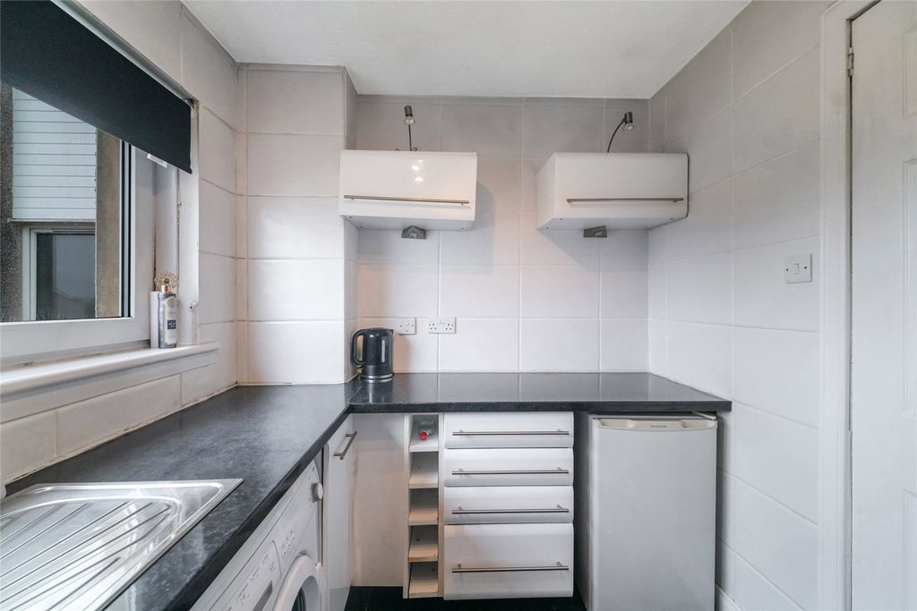 Property photo 2 of 17 Picture No. 07