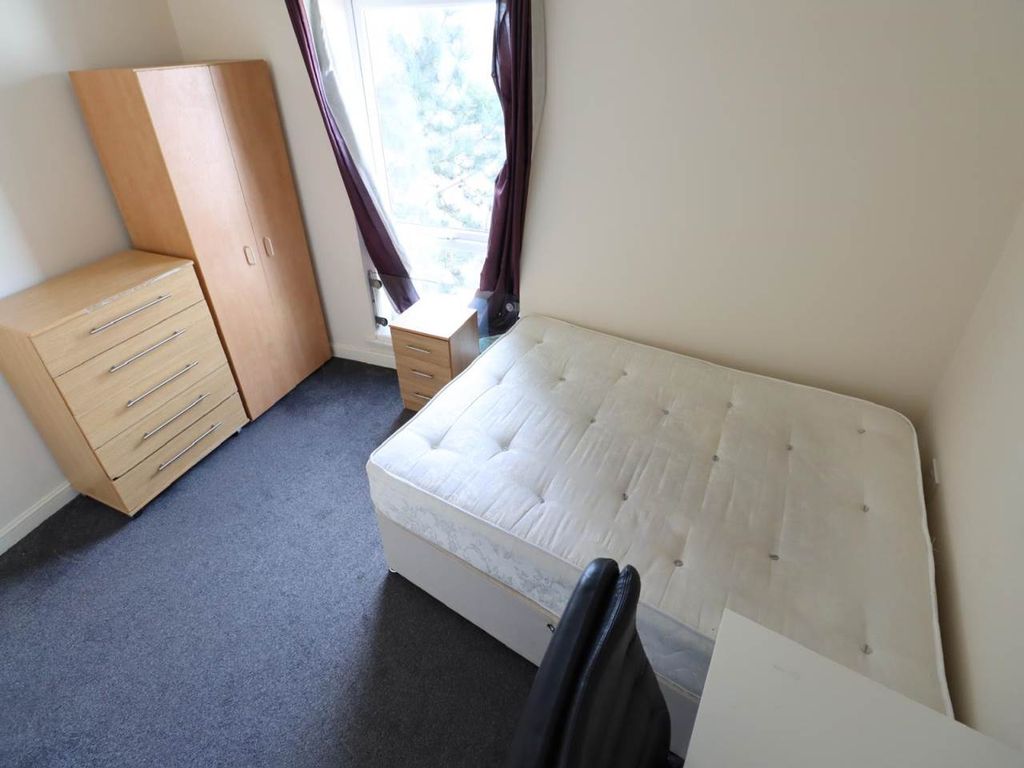 Property photo 2 of 9 00Bba07E-F761-4022-9A16-Fac89E6E34B0