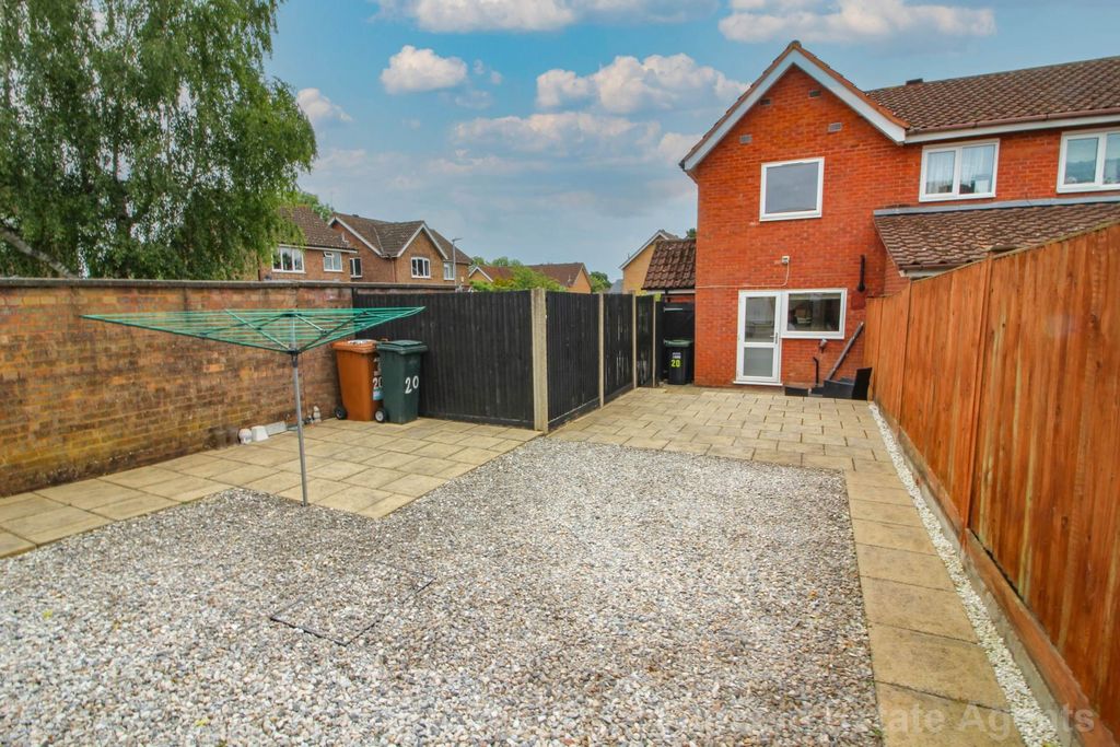 Property photo 2 of 18