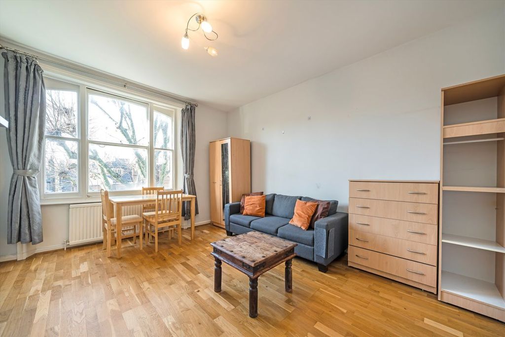 Property photo 2 of 5