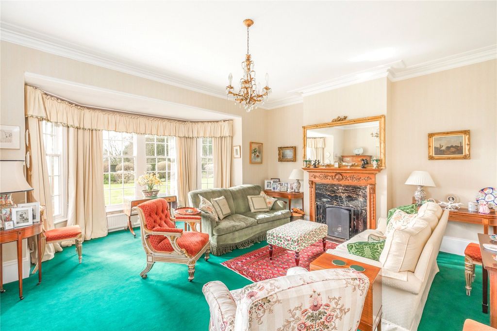 Property photo 3 of 27 Drawing Room