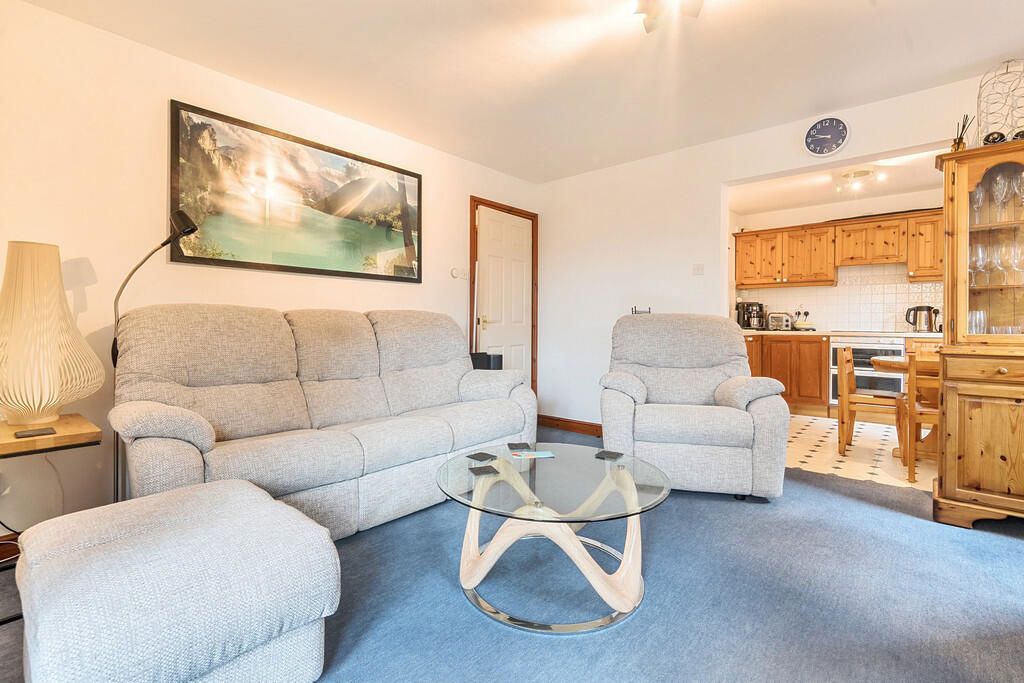 Property photo 3 of 21