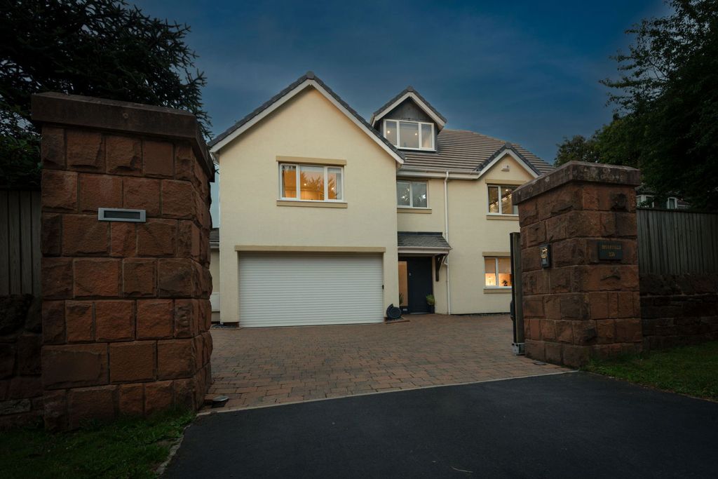Property photo 1 of 51
