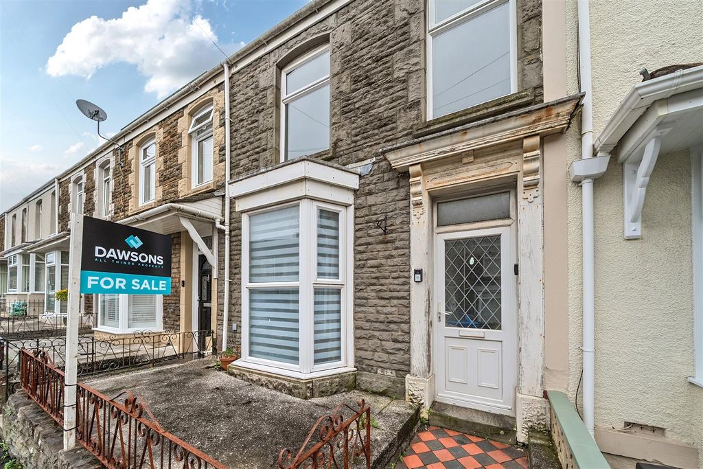 Property photo 1 of 15 1384852-2-6936d2E9Af61c.Jpg