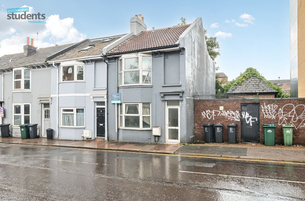 Property photo 1 of 10 Bb11Fc61-8c0A-418...