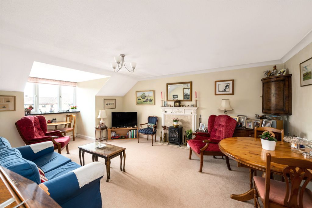 Property photo 2 of 11 Picture No. 01