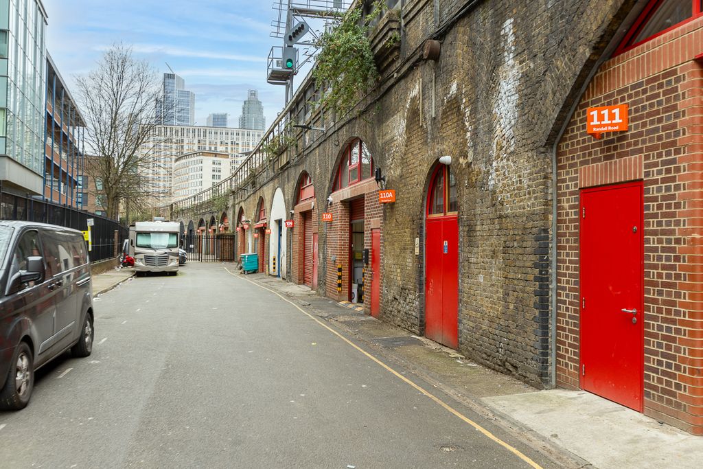 Property photo 1 of 3 A Prime Central London Location