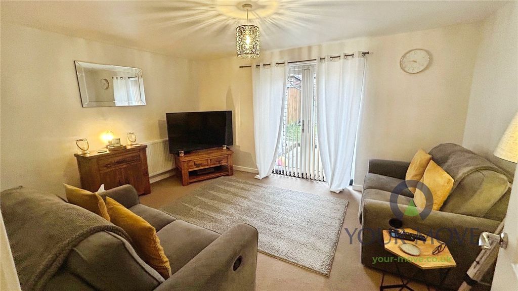 Property photo 2 of 10 Living Room