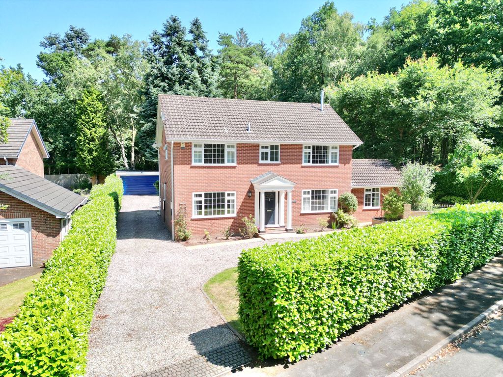 Property photo 1 of 35