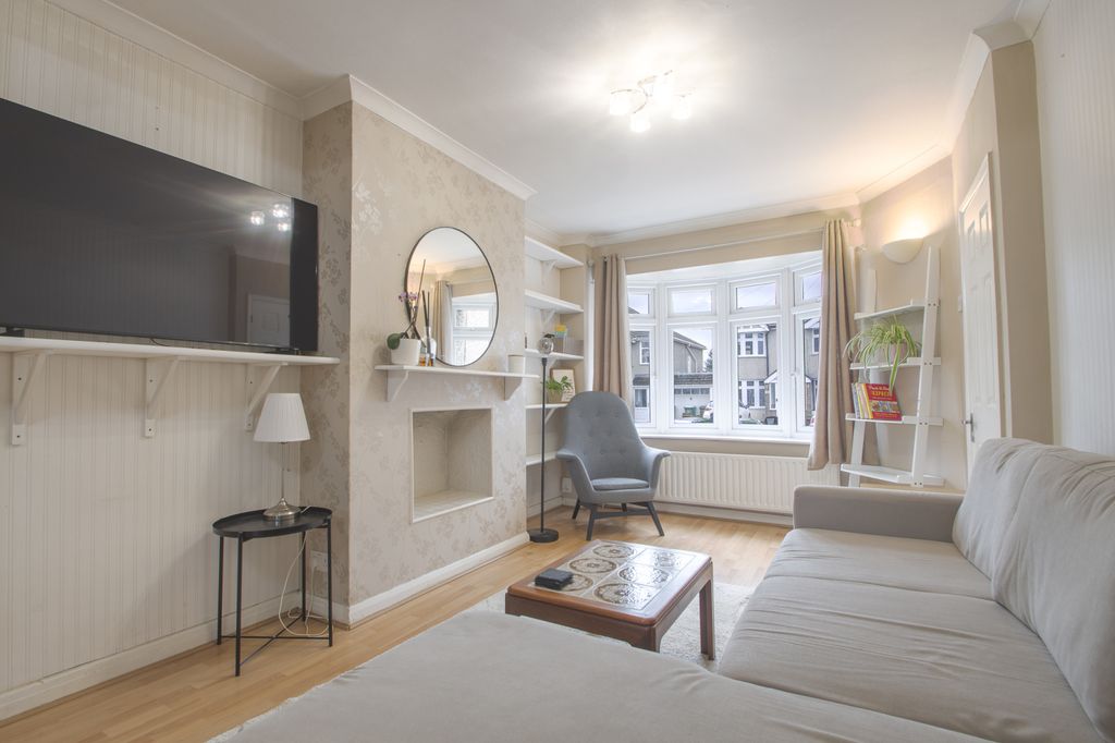 Property photo 2 of 14 Gallery