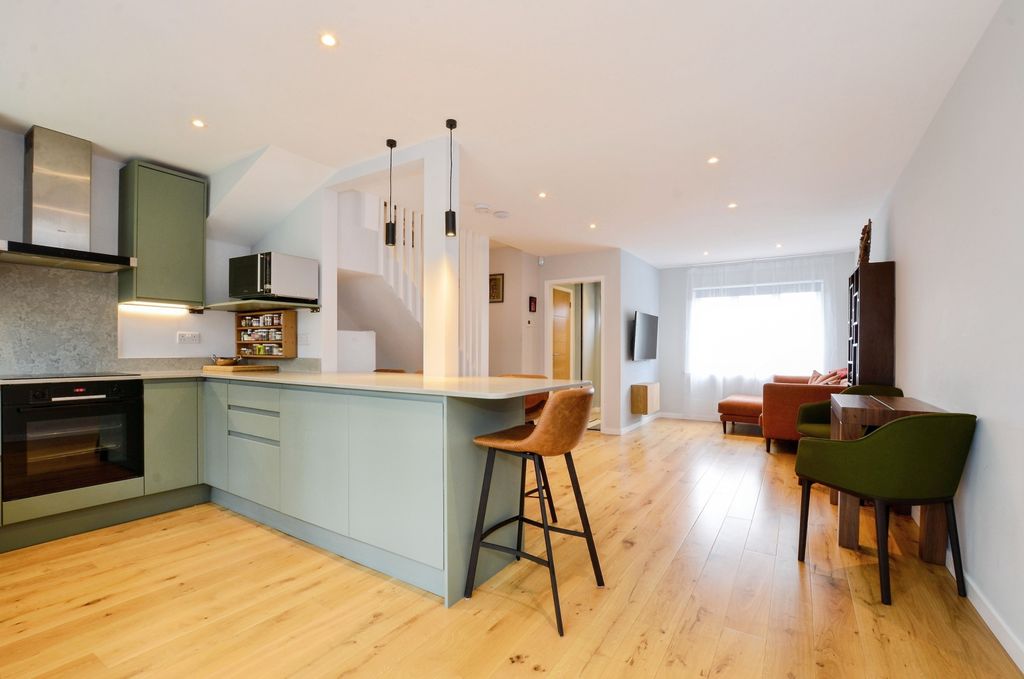 Property photo 2 of 13 Dsc_4719