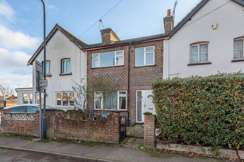 Property photo 2 of 11