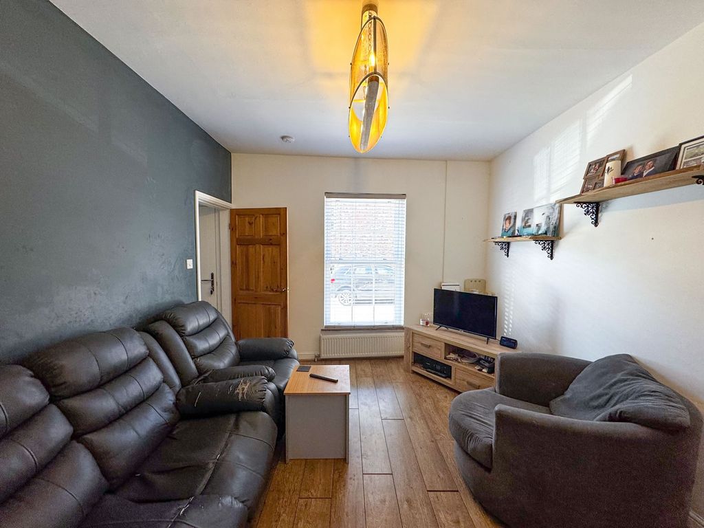 Property photo 2 of 11 Tuesd94755Img_2739_Editedbishop (7).Jpg