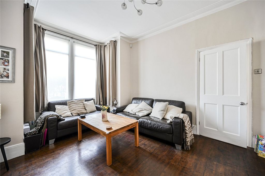 Property photo 3 of 20 Picture No. 04