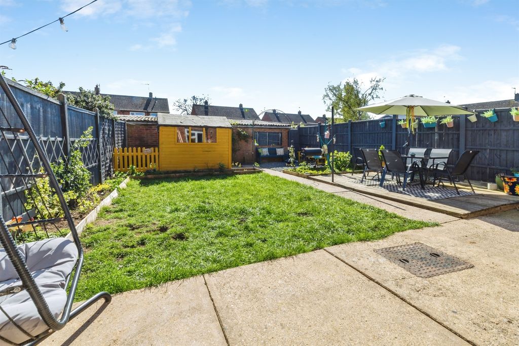 Property photo 2 of 16