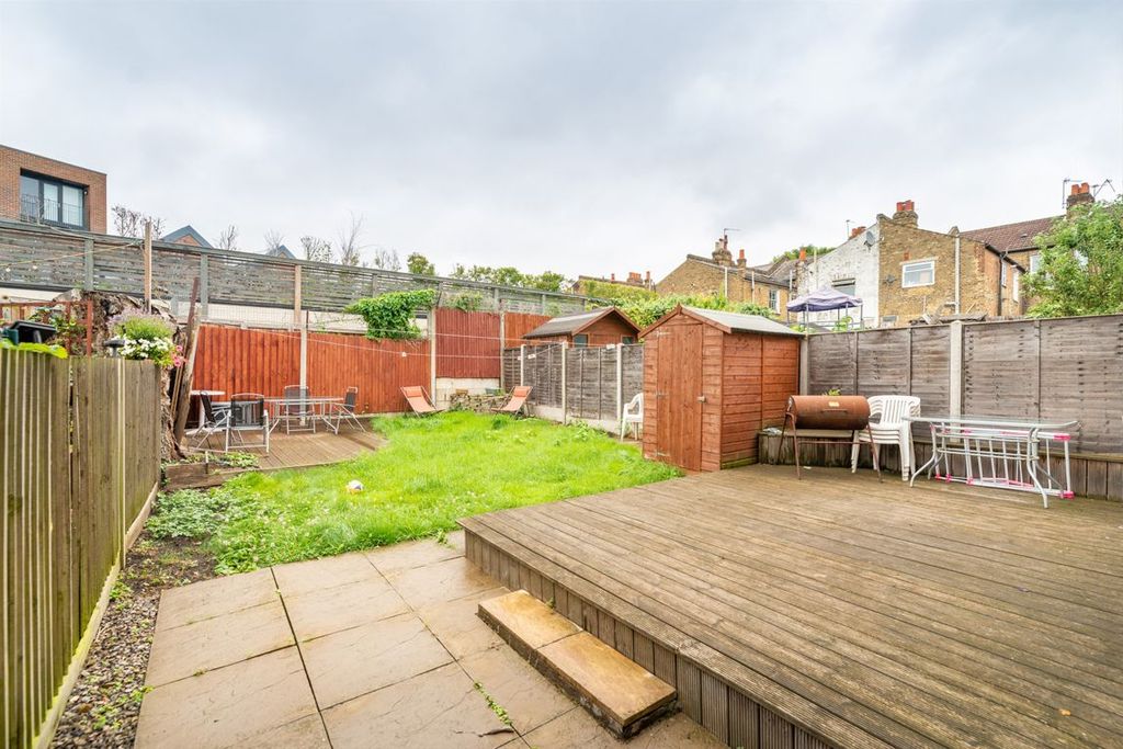 Property photo 3 of 9