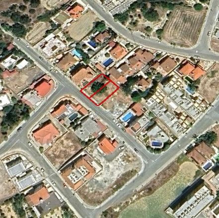 Property photo 1 of 2