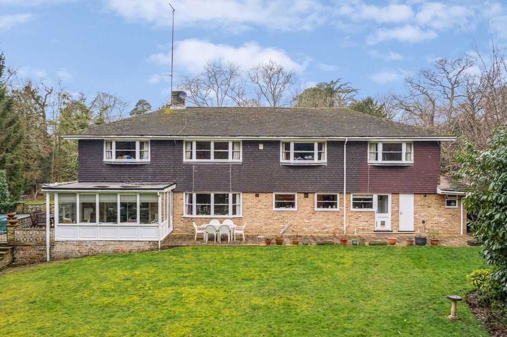 Additional image 7 of 6 bed detached house for saleTemplewood Lane, Farnham Common SL2