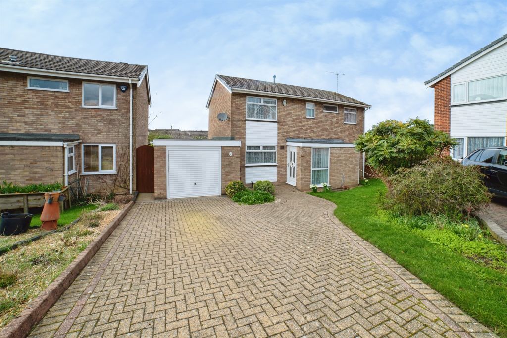 Property photo 1 of 33