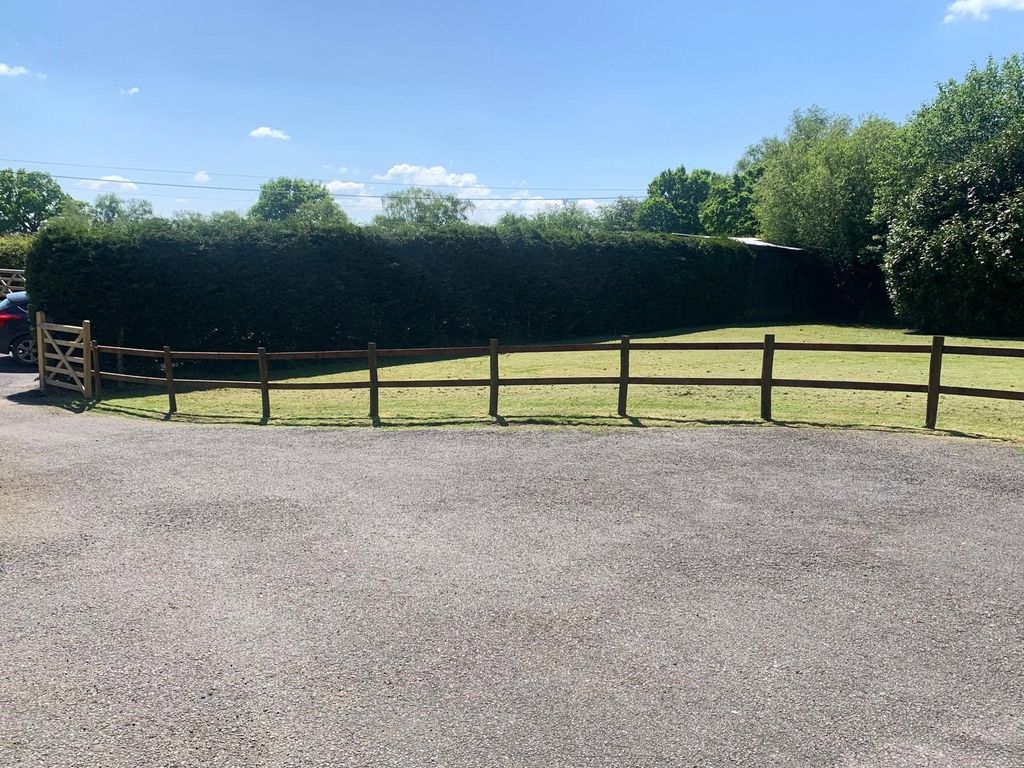 Property photo 2 of 6 Picture No. 03