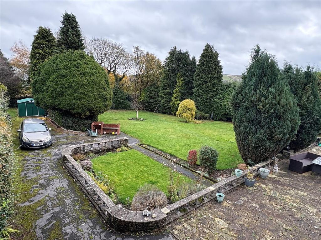 Property photo 3 of 22