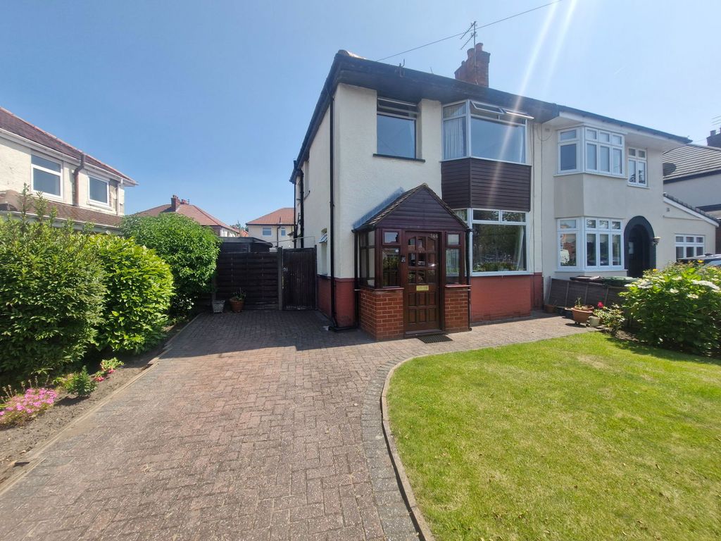 Property photo 1 of 21