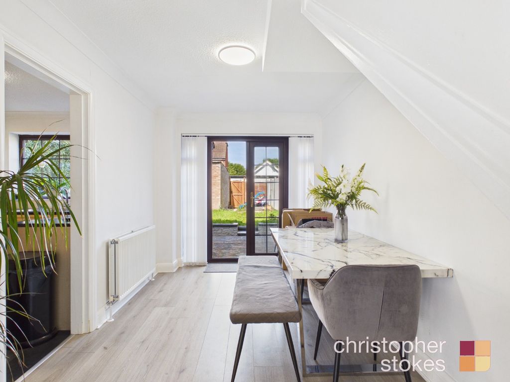 Property photo 3 of 16 5243913