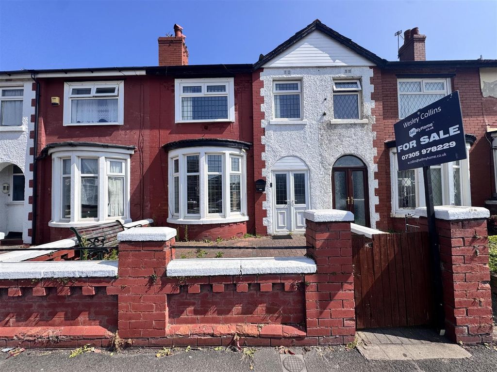 Property photo 1 of 11 External