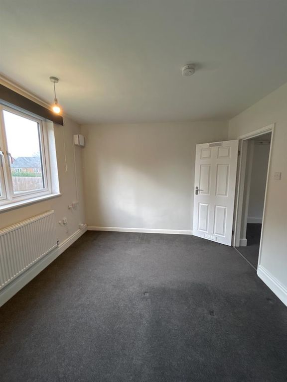 Property photo 3 of 4 2