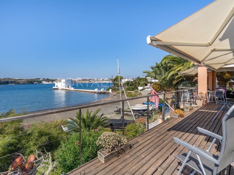 Property photo 1 of 40