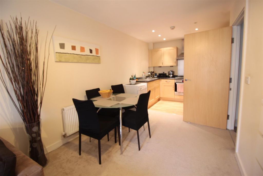 Property photo 3 of 10 Open Plan Lounge / Kitchen