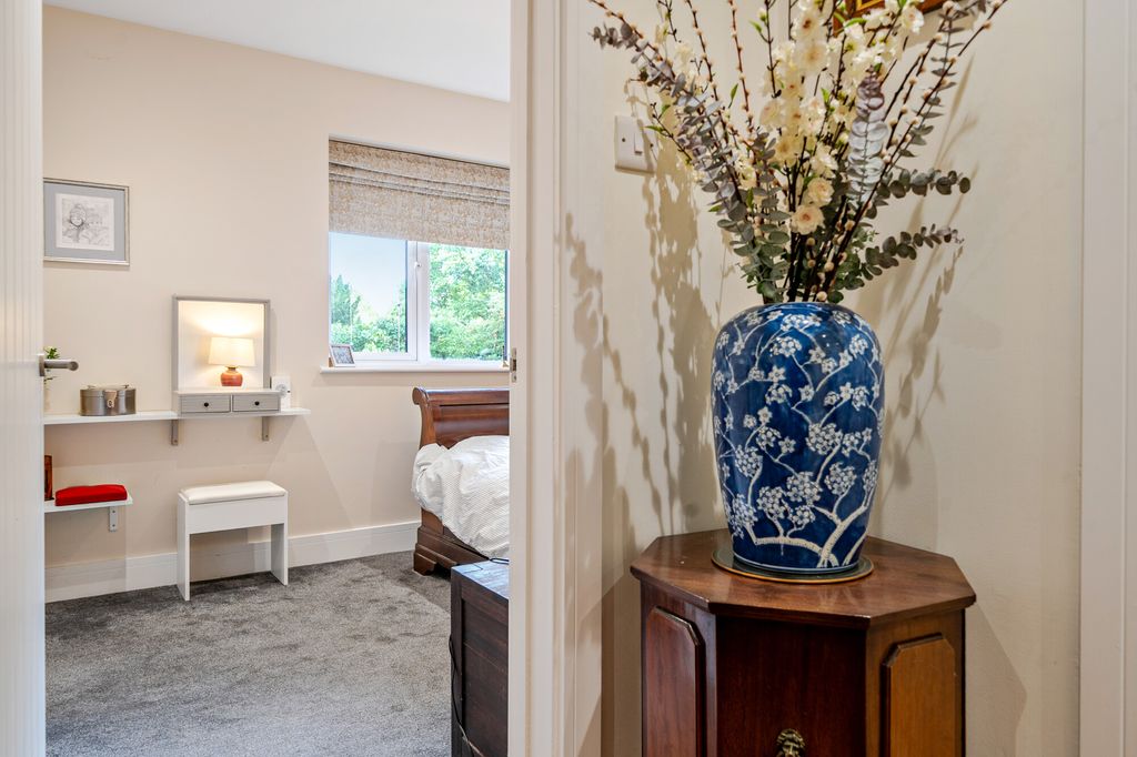 Additional image 11 of 4 bed detached bungalow for saleGoose Lane, Hook RG27