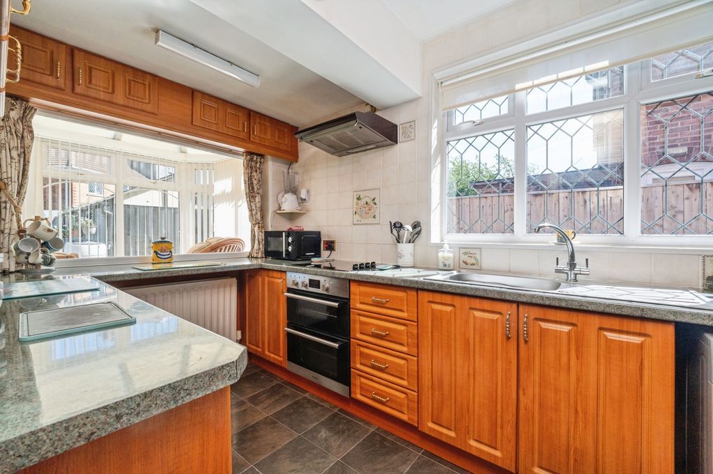 Property photo 3 of 15 Kitchen