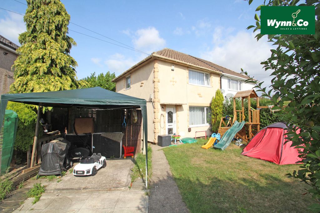 Property photo 1 of 11 Front (Exterior)