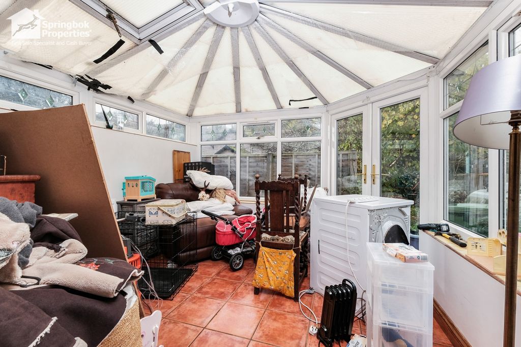 Property photo 3 of 19 Image 2