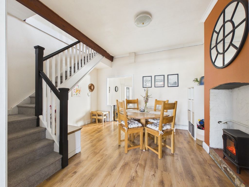 Property photo 1 of 14 4884113