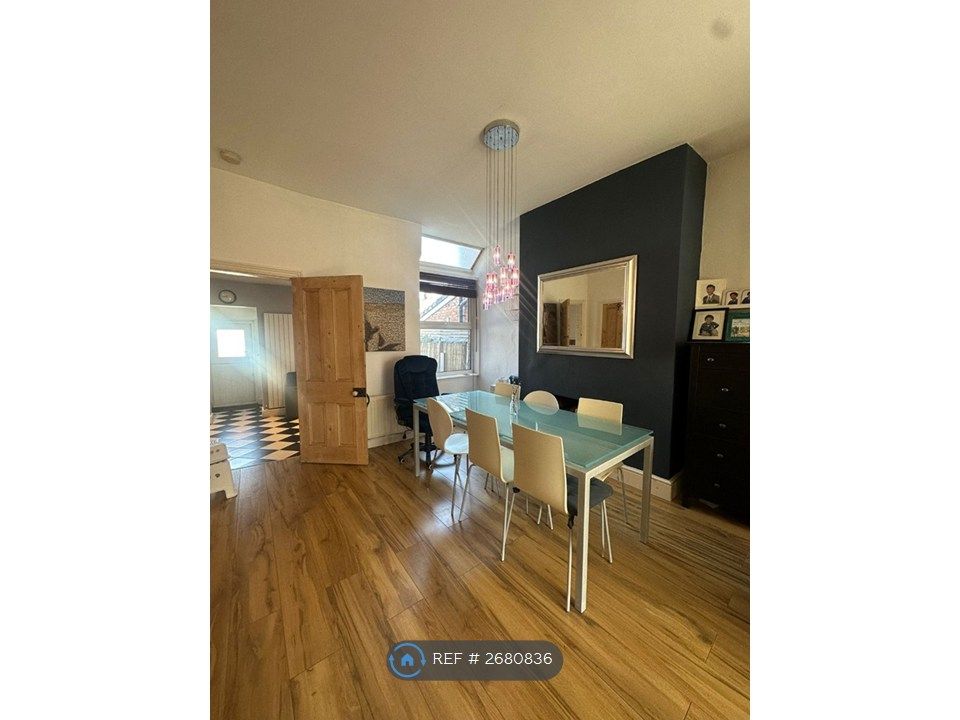 Property photo 2 of 23 Dining Area