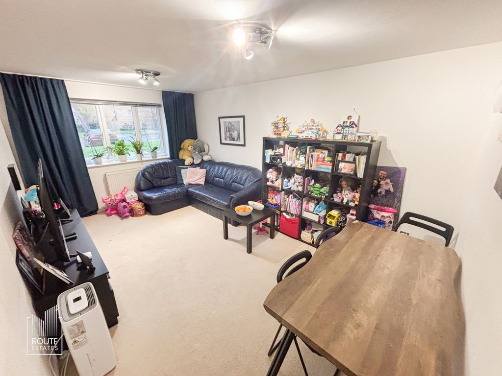 Property photo 2 of 10 Photo 5