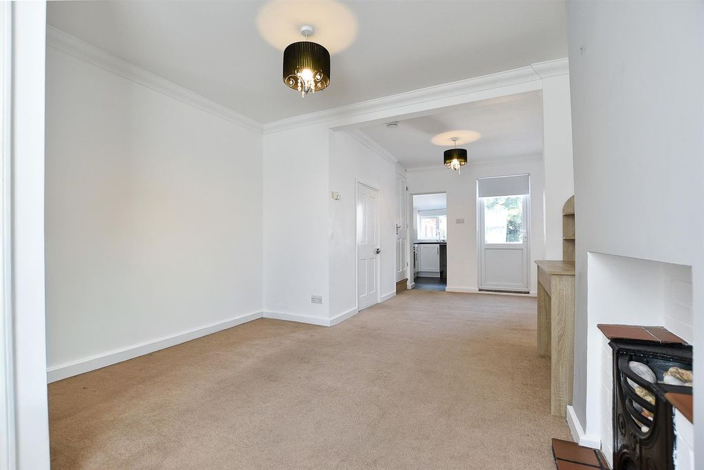 Property photo 3 of 9 # Living - Dining Room.Jpg