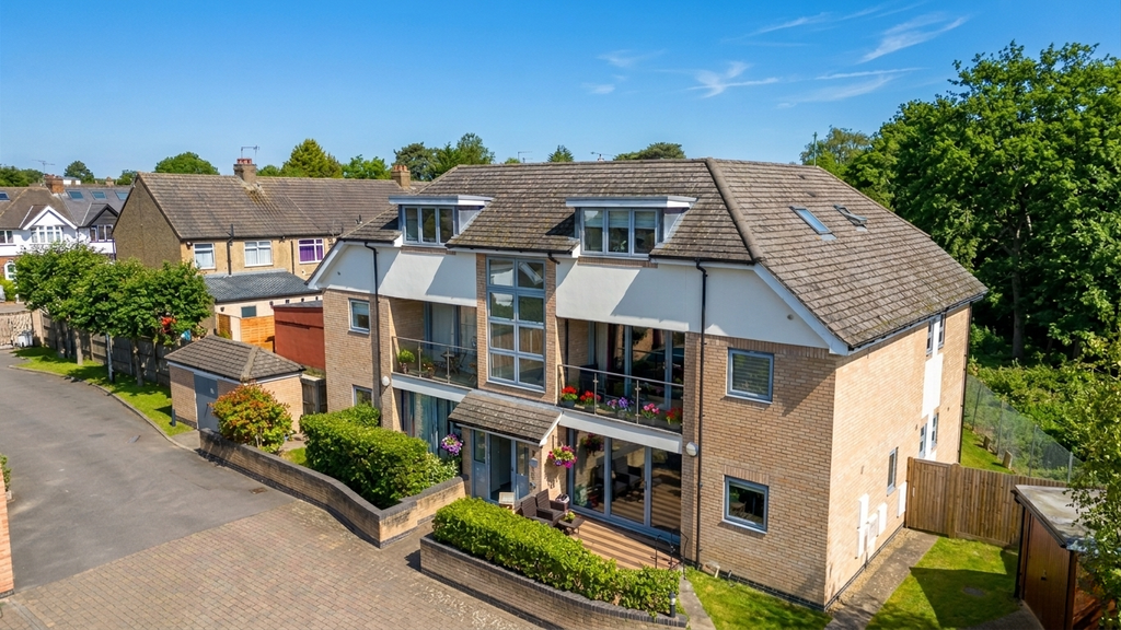 Property photo 1 of 12