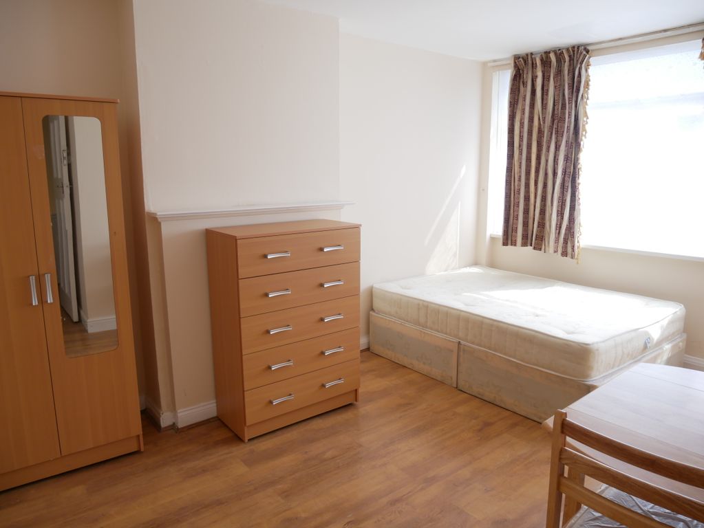 Property photo 1 of 4