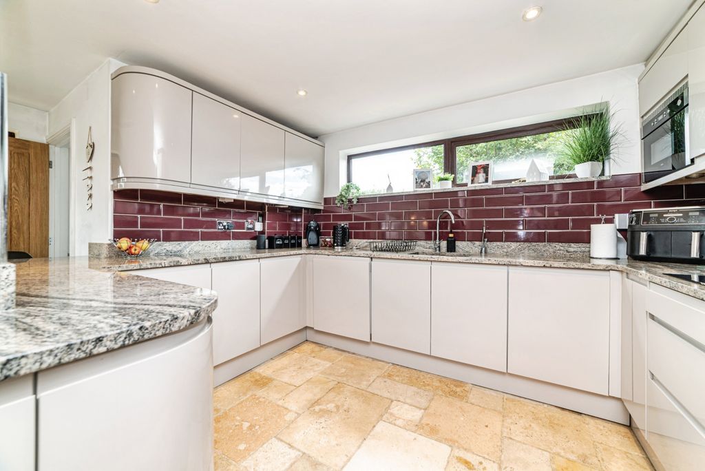 Property photo 1 of 37 Kitchen