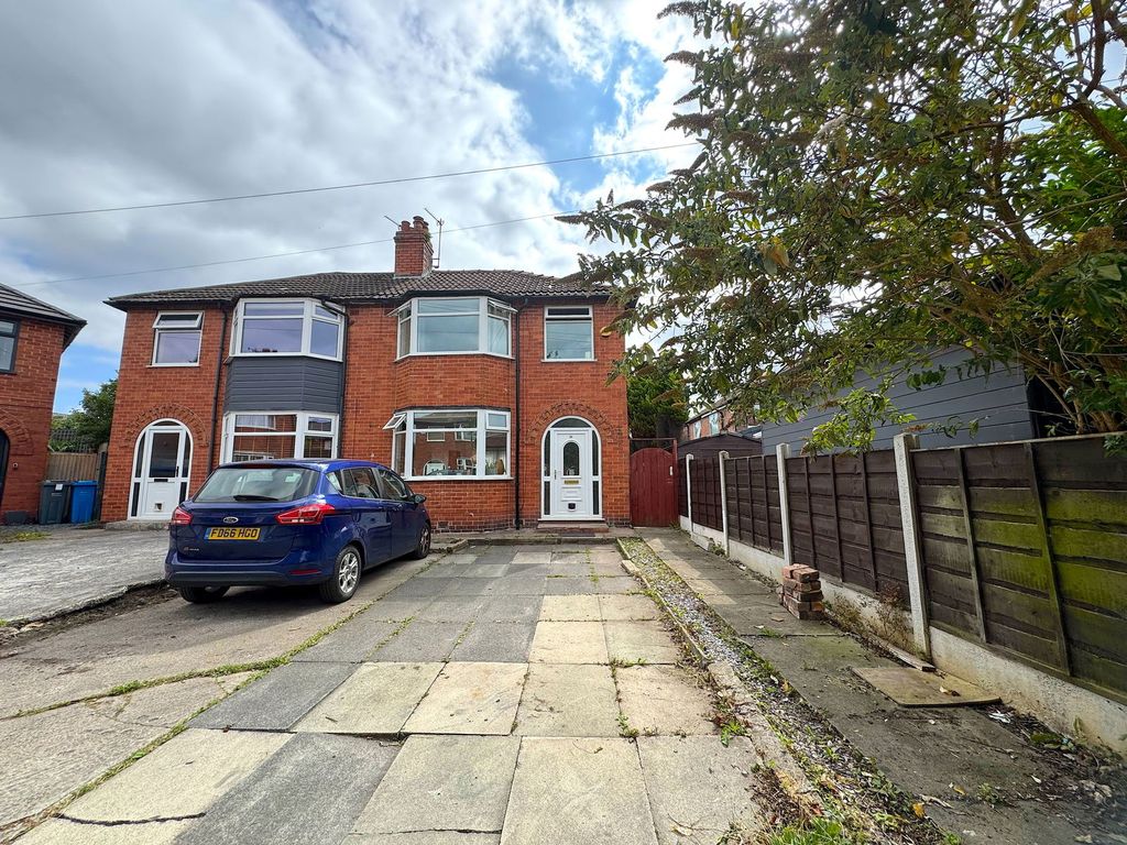 Property photo 1 of 23