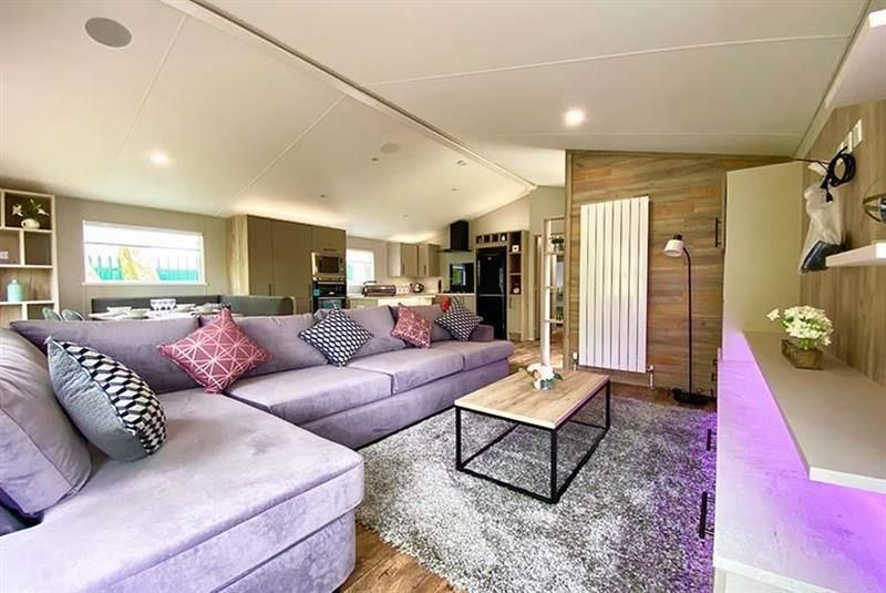Property photo 1 of 5 Willerby Mapleton